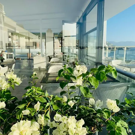 فندق Grand Mirage فلورا