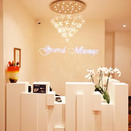 Hotel Grand Mirage