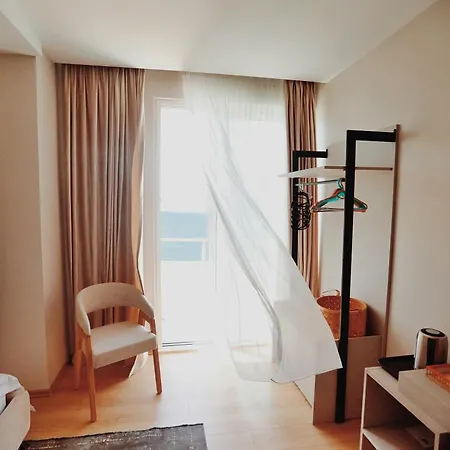 Hotel Grand Mirage