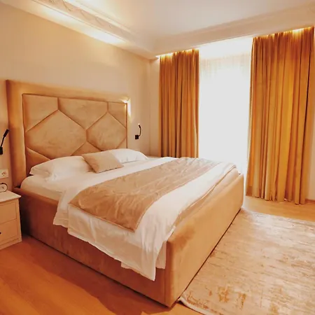 Hotel Grand Mirage