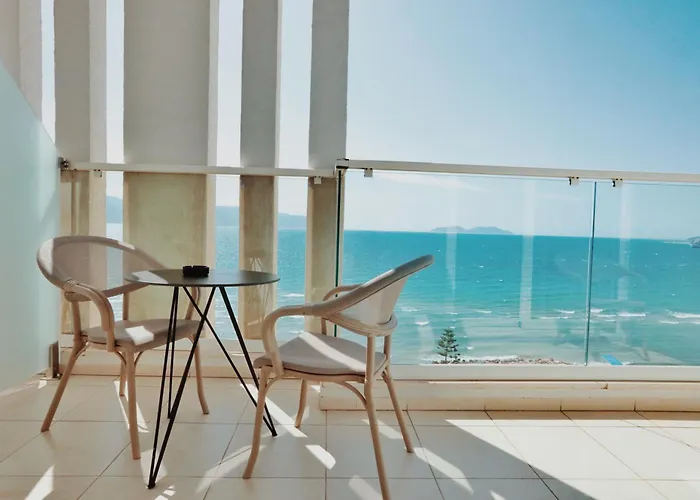 Grand Mirage Hotel 4*